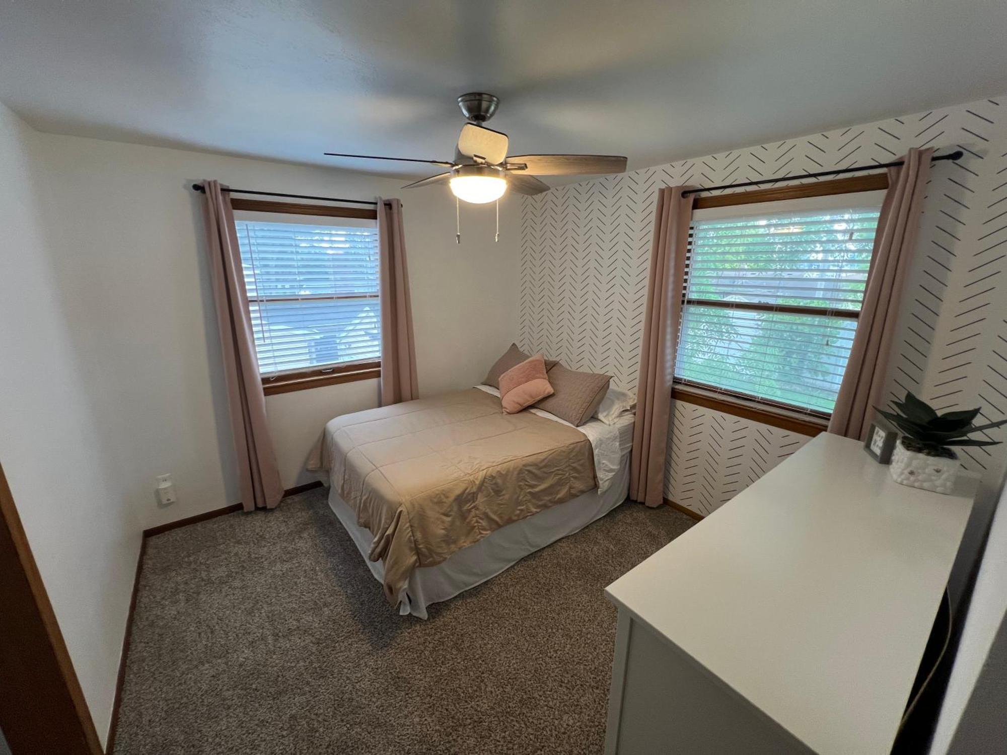 Curly'S Quarters Villa Green Bay Bagian luar foto